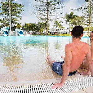 tallebudgera-creek-tourist-park.queenslandhotels.net/
