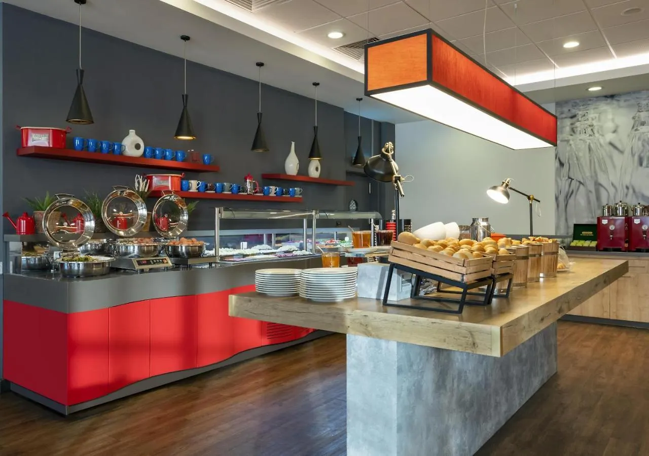 ***  Ibis Ankara Airport Hotel טורקיה